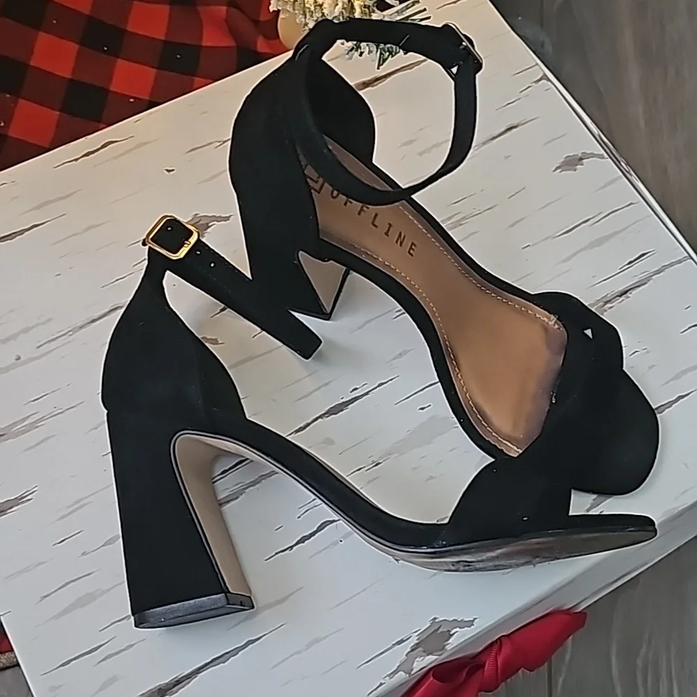 Well Worn Suede Black Heels